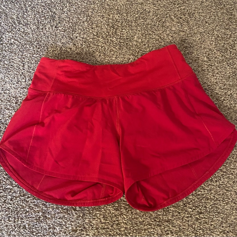 Red Lululemon Speed Up 4”